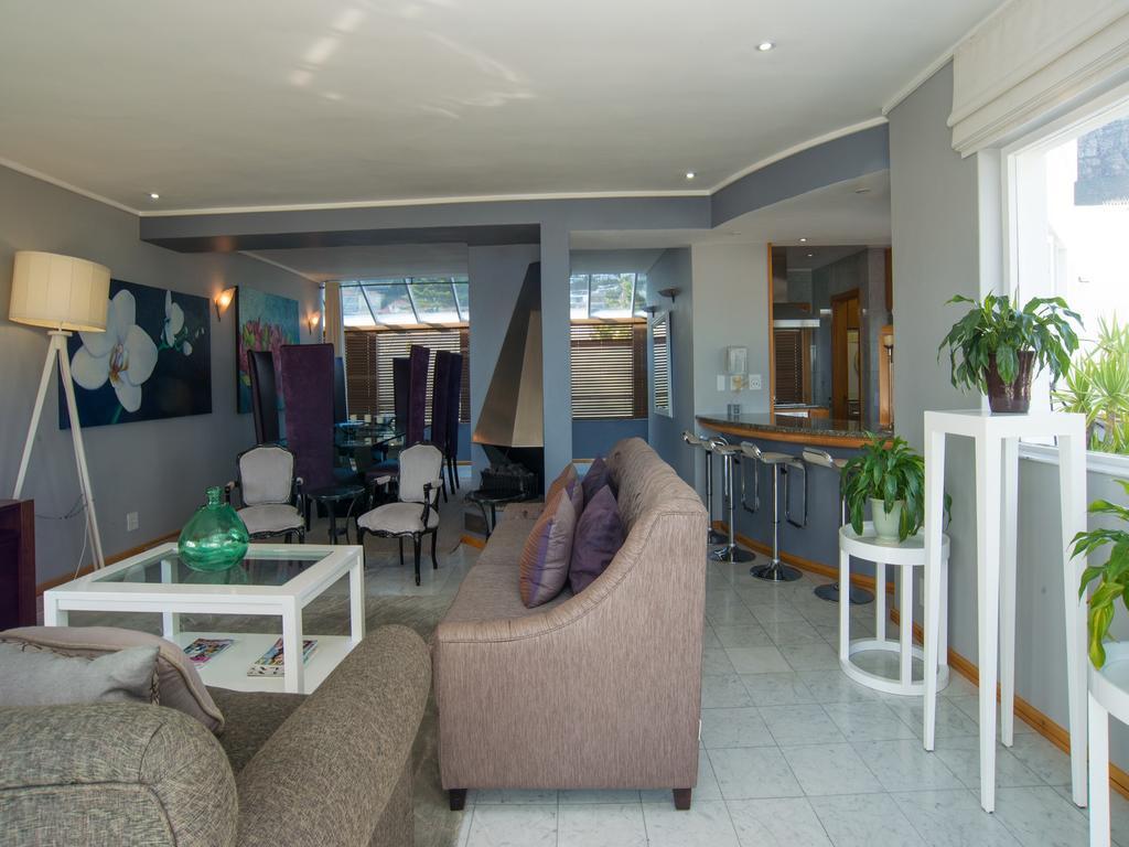 Place On The Bay Self-Catering Кейптаун Екстериор снимка