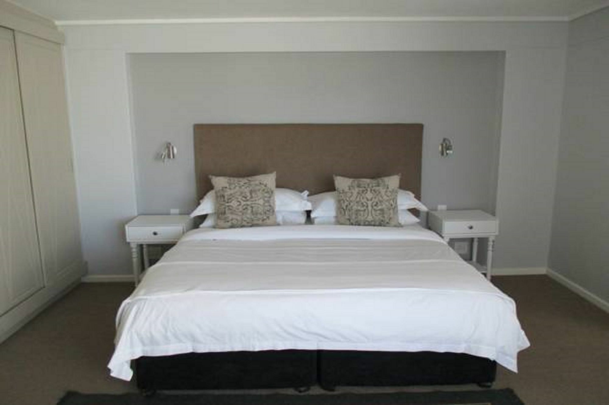 Place On The Bay Self-Catering Кейптаун Екстериор снимка