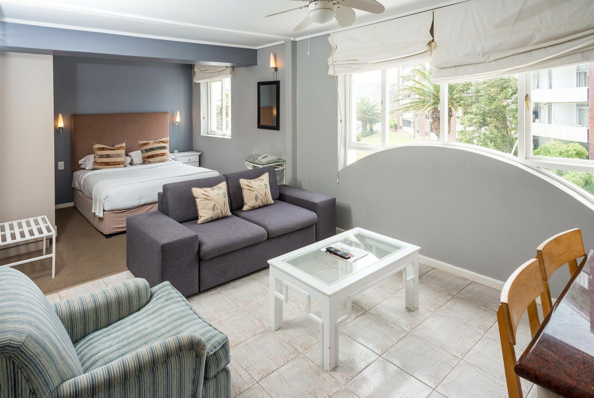 Place On The Bay Self-Catering Кейптаун Екстериор снимка