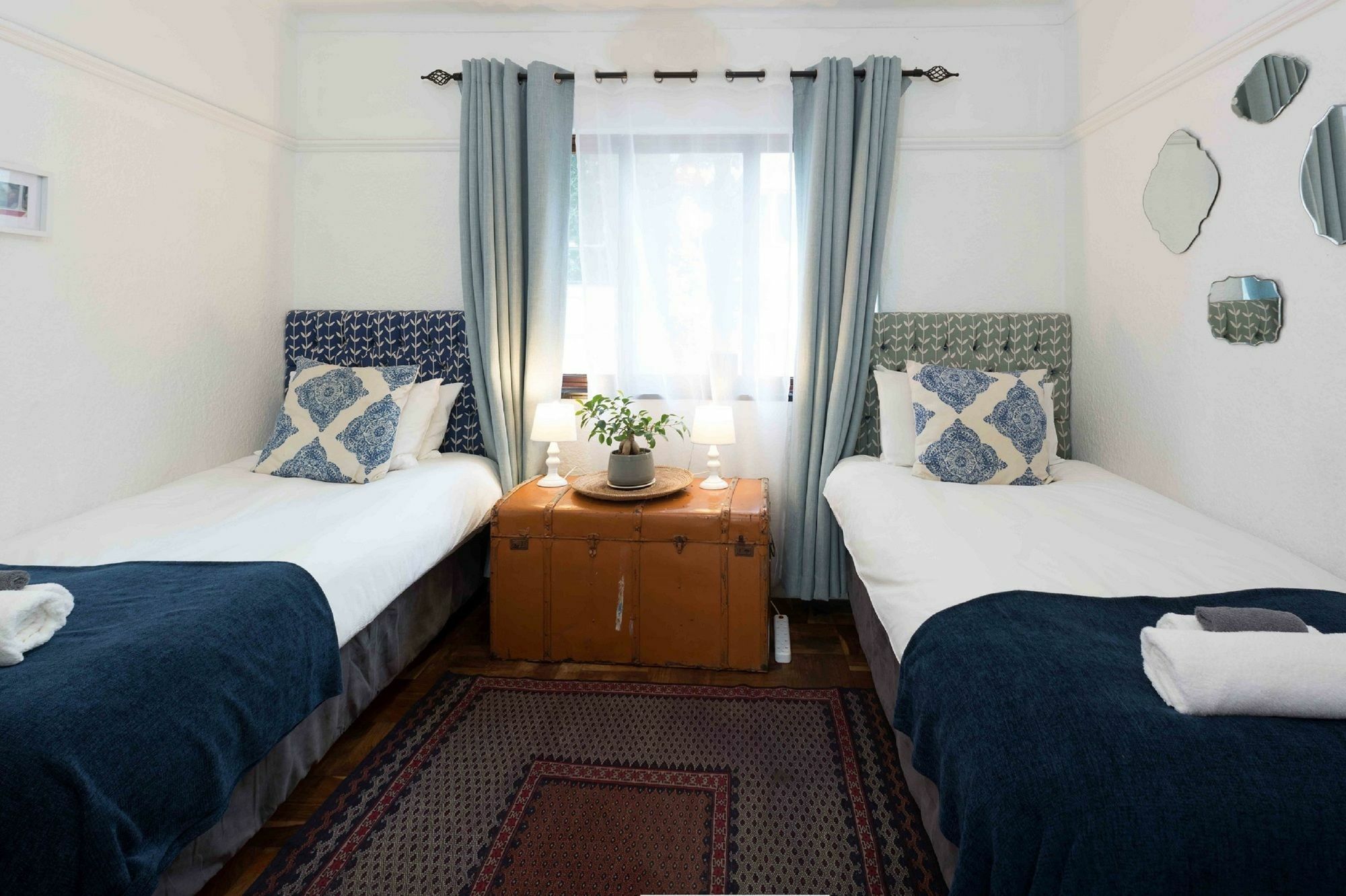 Place On The Bay Self-Catering Кейптаун Екстериор снимка