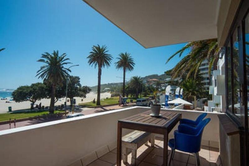 Place On The Bay Self-Catering Кейптаун Екстериор снимка